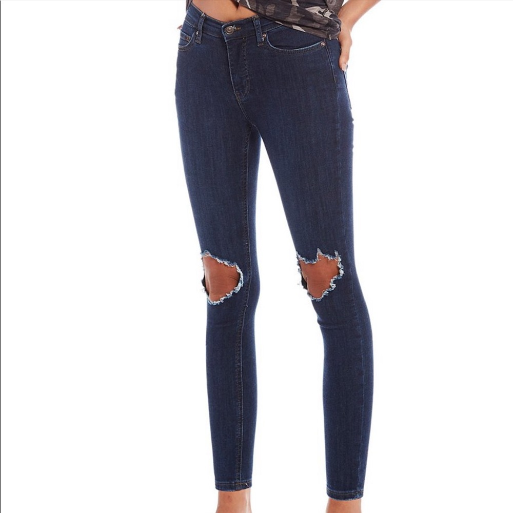 Free People ‘We The Free’ Busted skinny Jean sz 27